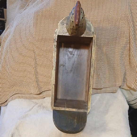 Rustic Wooden Chicken Basket - Picture 2 of 15